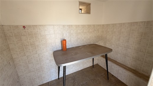Villa Di 2 Vani, Veranda, Box. Ristrutturata, Ottimo Stato, Fotovoltaico